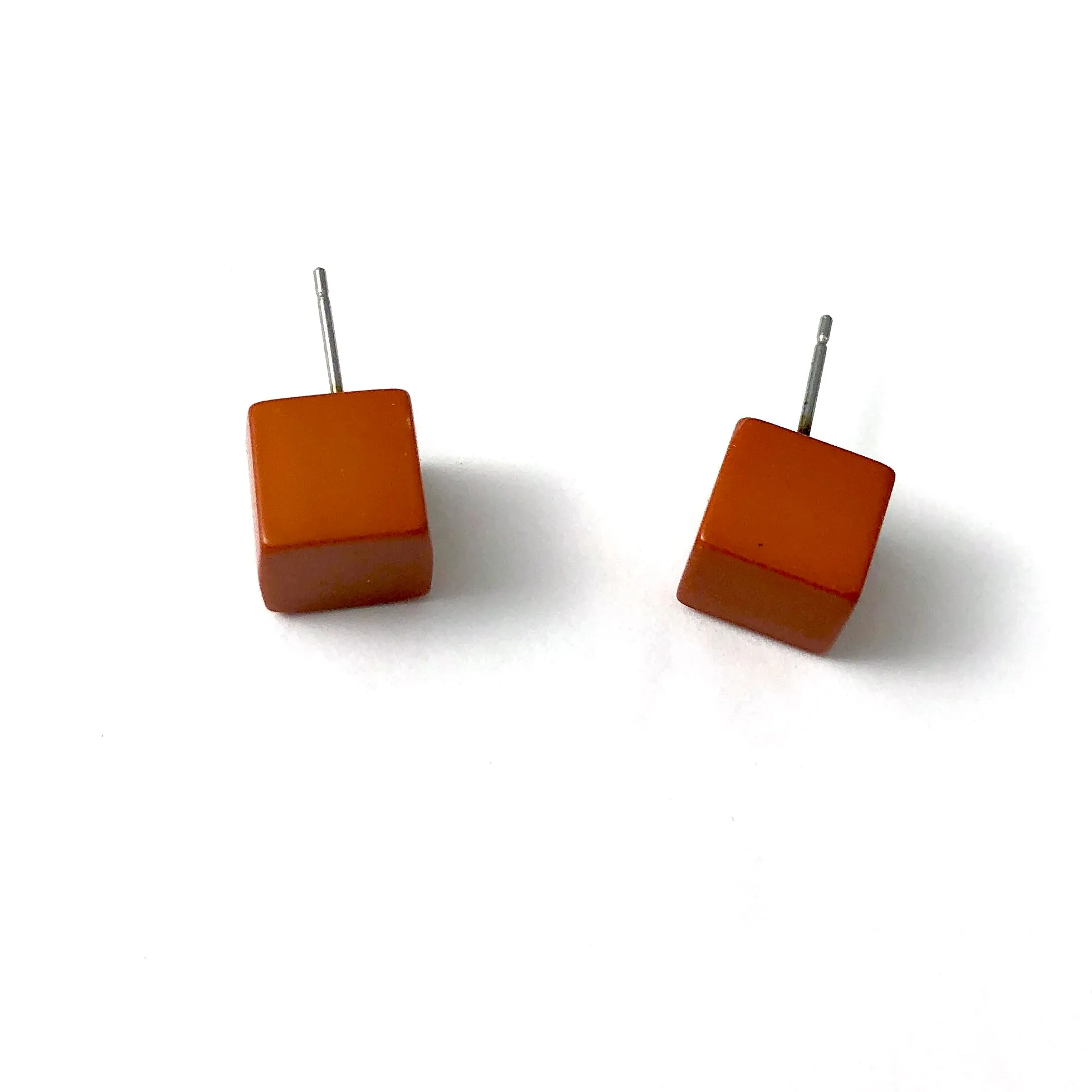 Nutmeg Brown Midi Cube Stud Earrings