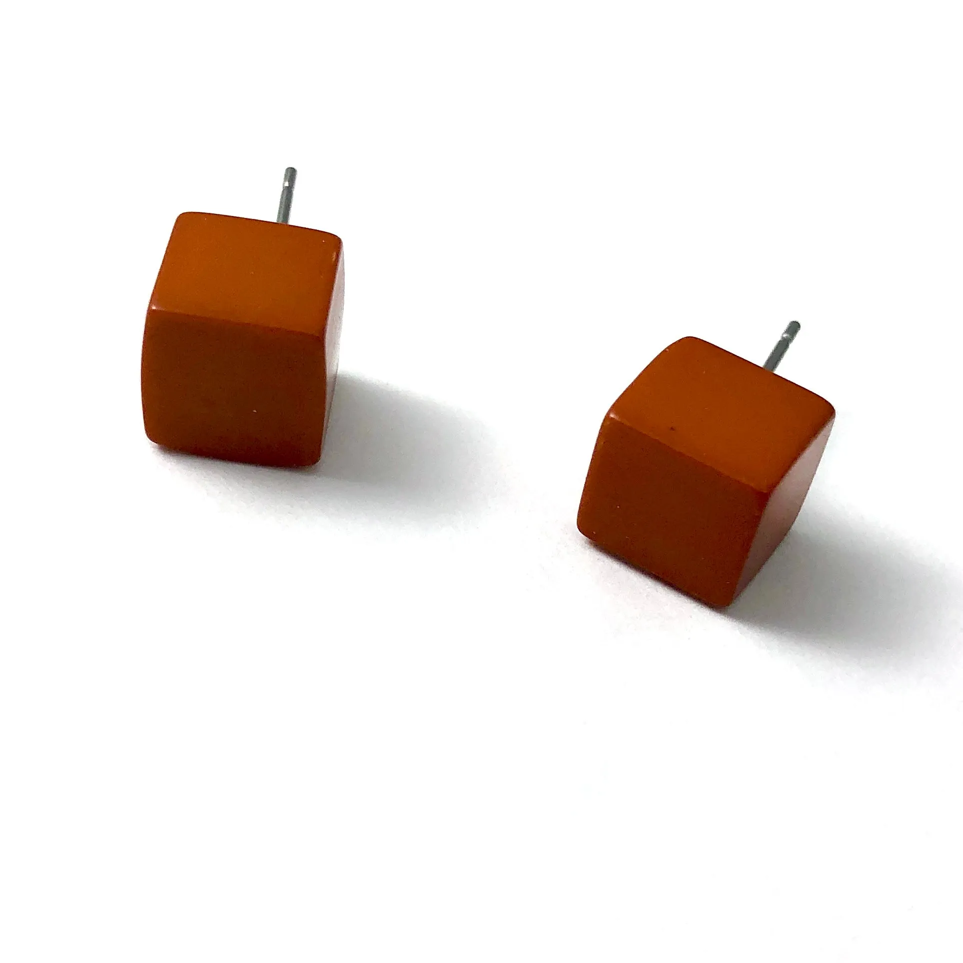 Nutmeg Brown Midi Cube Stud Earrings