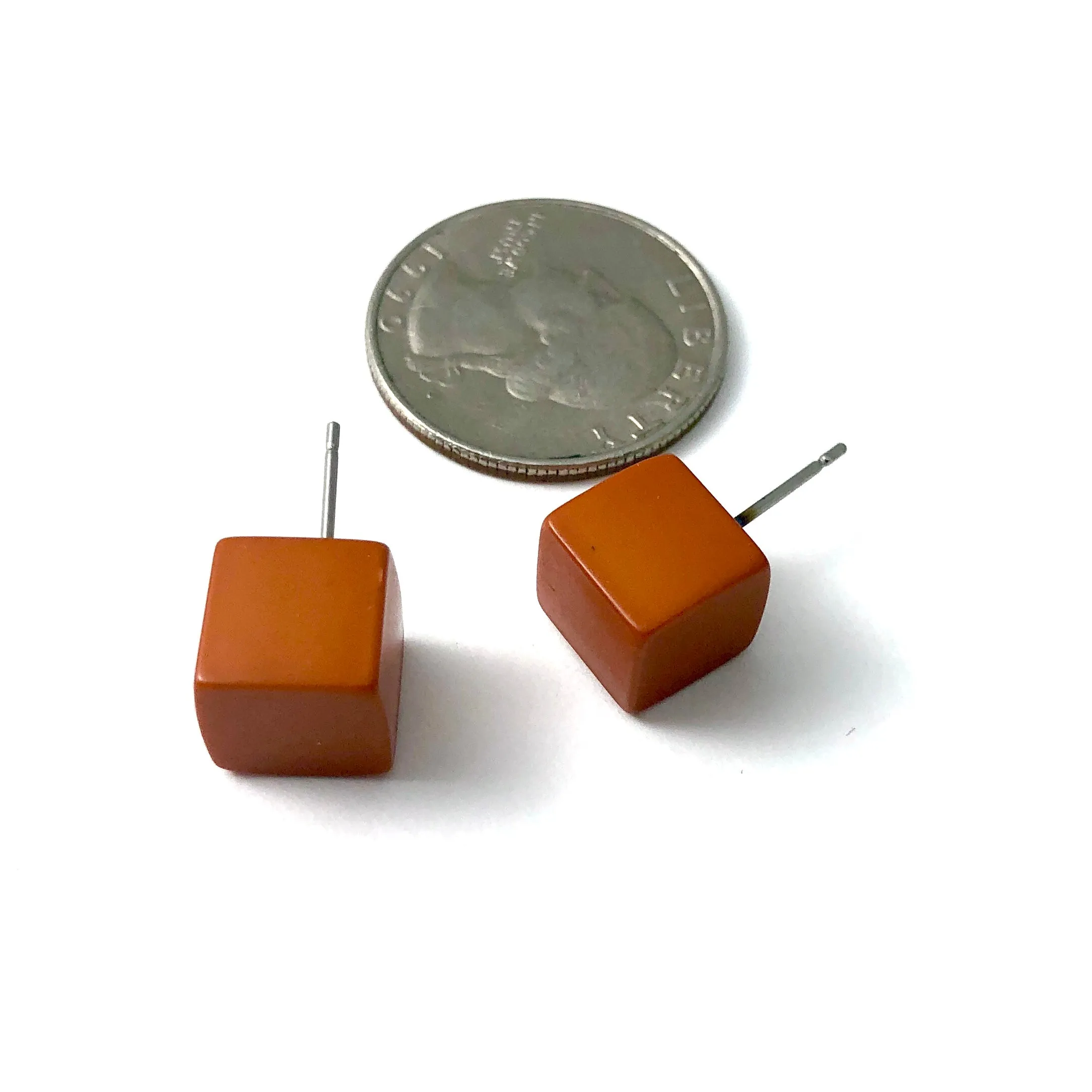 Nutmeg Brown Midi Cube Stud Earrings