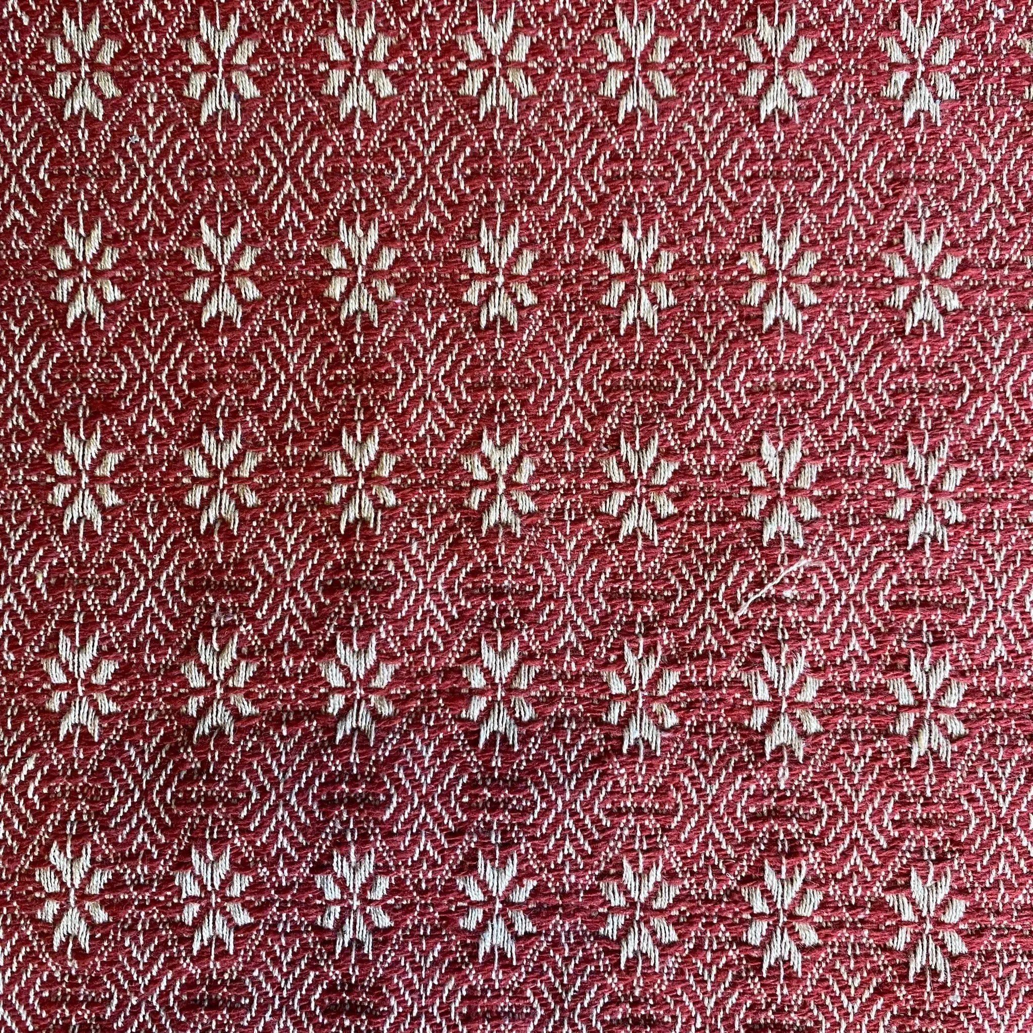 Packsville Rose Cranberry and Linen Woven Small Table Cloth 34"