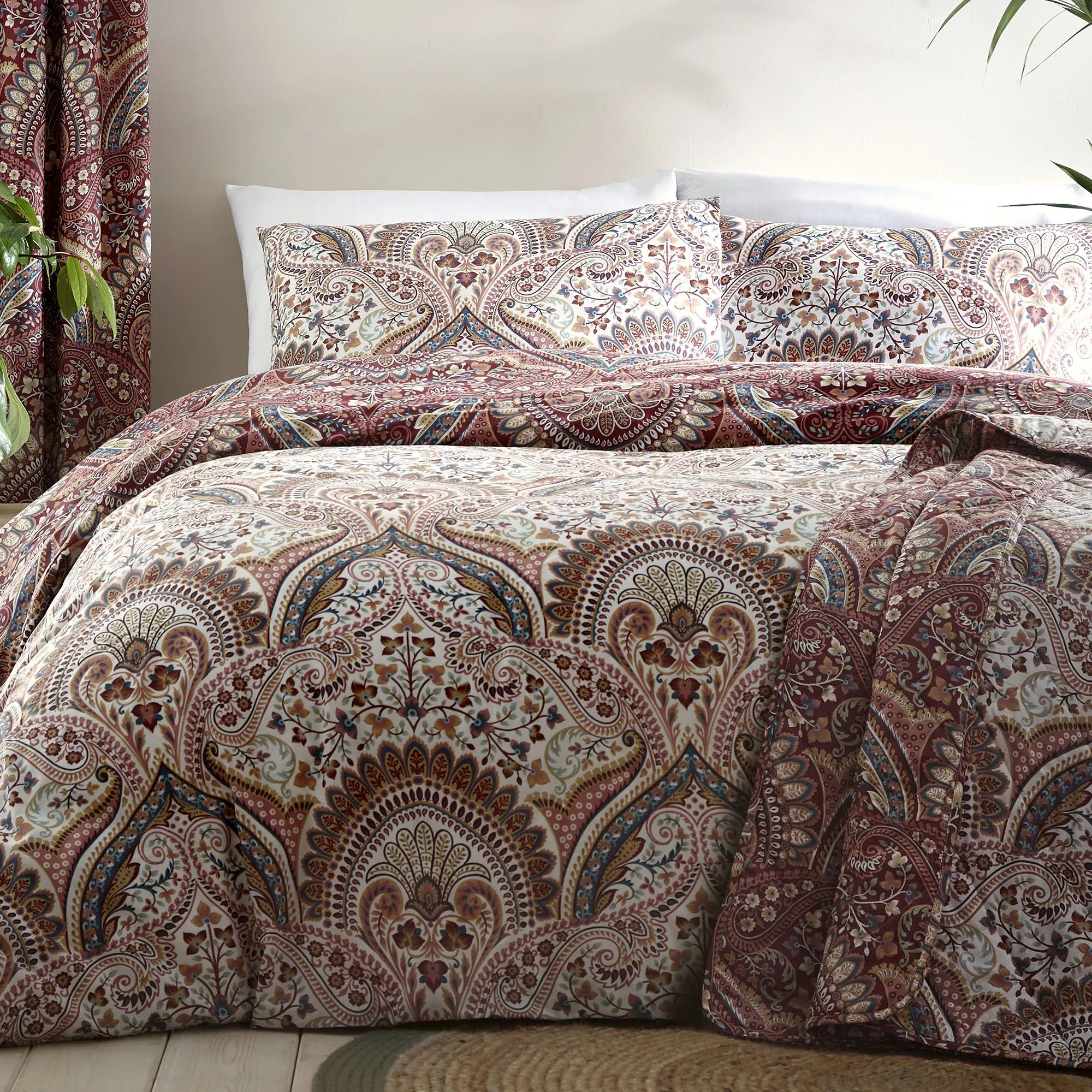 Palais Duvet Cover Set by Dreams & Drapes in Multicolour