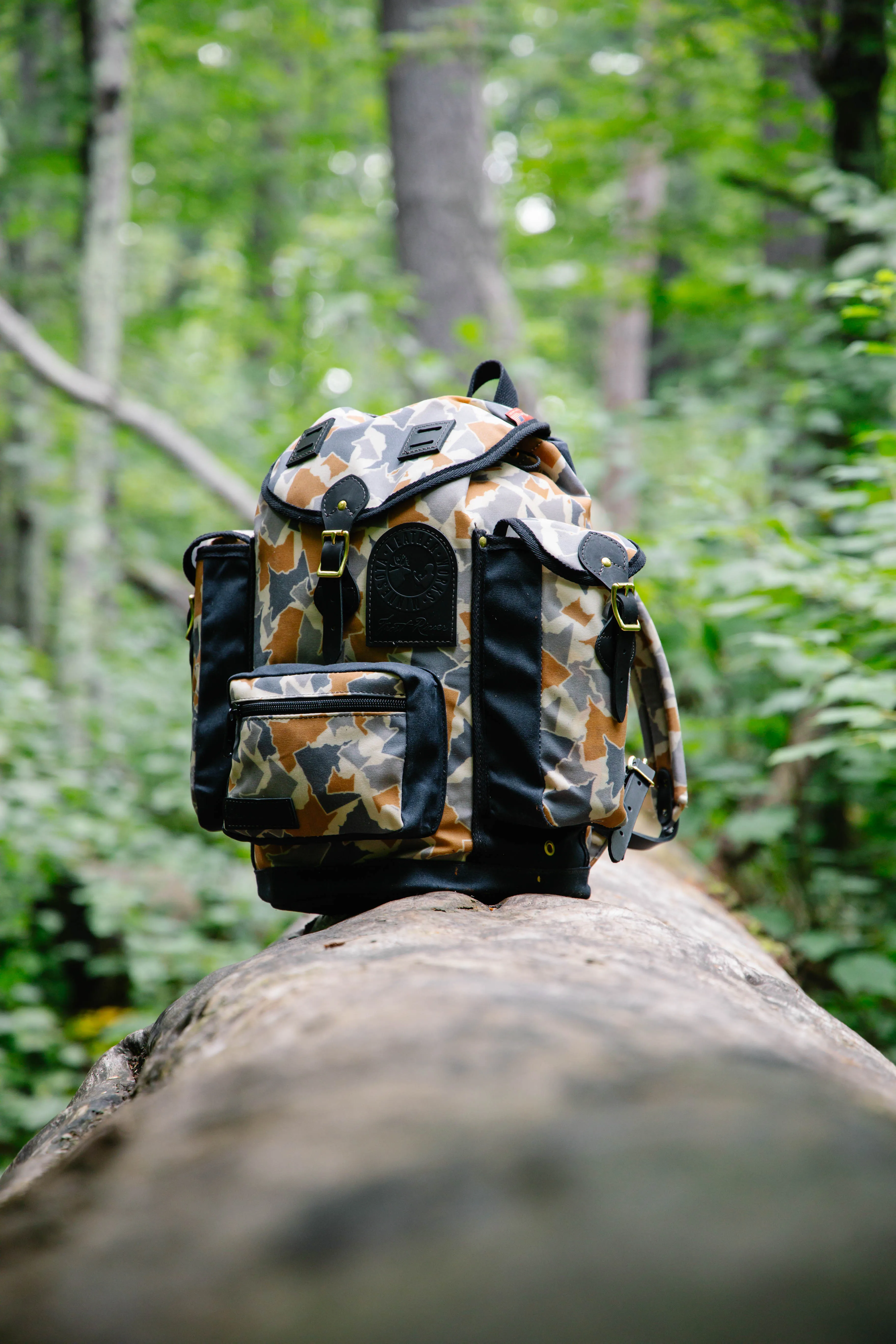 Summit Expedition Pack - Sandstone Camosota™