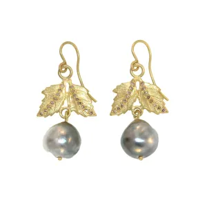 The Pearl Eleanora Earring